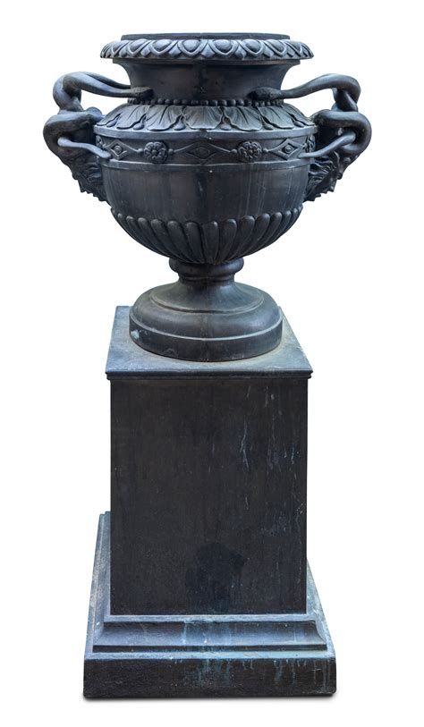 Medusa Urn .